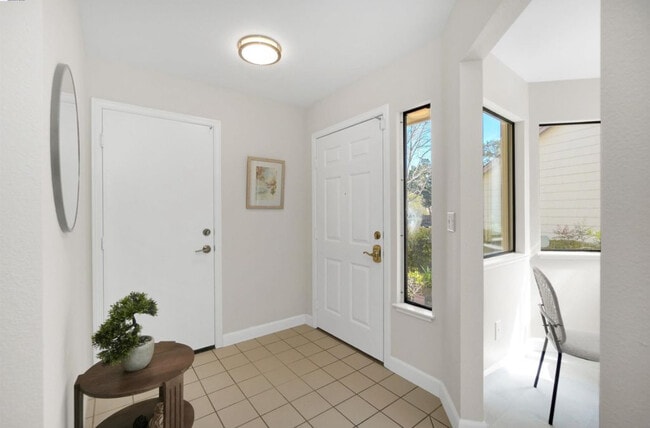 Photo - 316 Del Monte Way