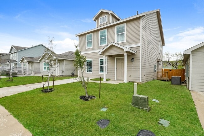 Photo - 4124 Waterfall Cv