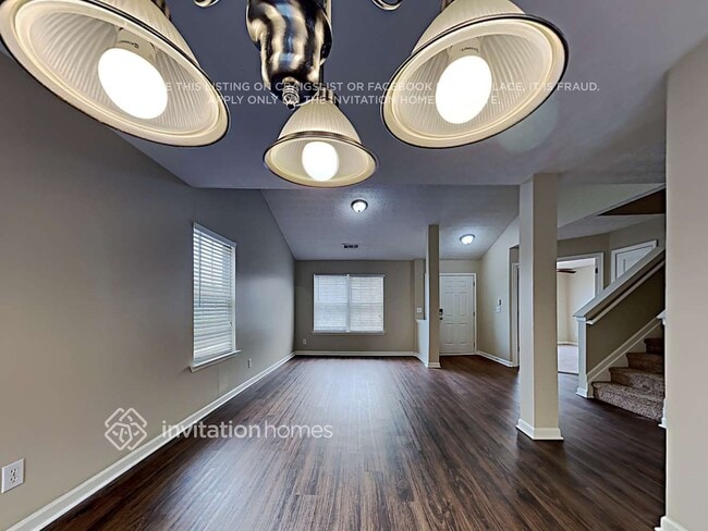 Photo - 1591 Water Lily Way SE