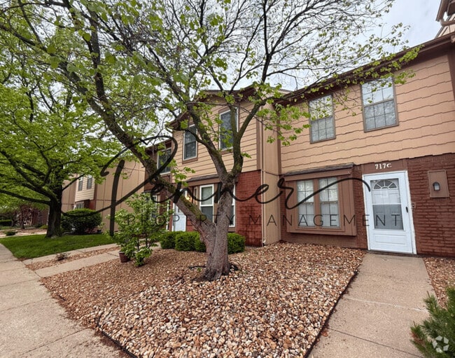 Building Photo - 717 SW Liggett Rd Rental