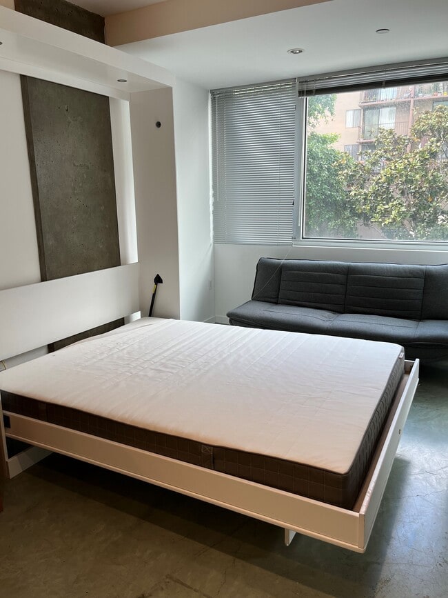 Photo - 766 Harrison Unidad 201