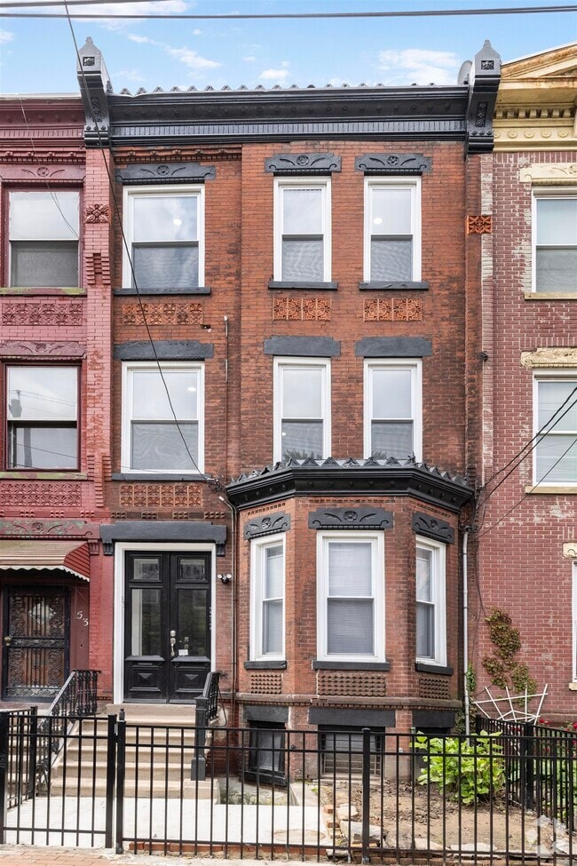 Building Photo - 55 Astor Pl Unit 3 Rental