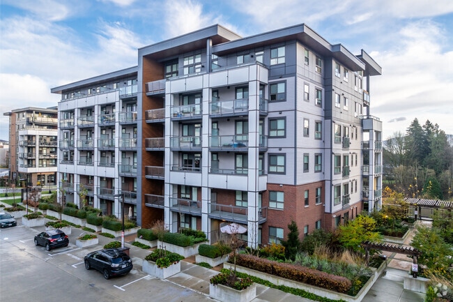 Building Photo - Park Suites at Central Park Village