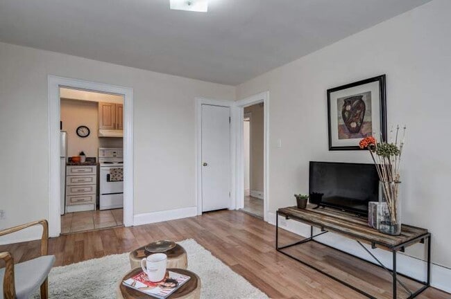 Photo - Donlands Apartments Unit 1 Bedroom