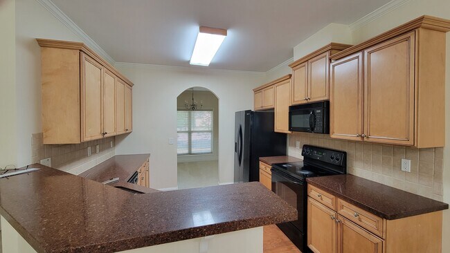 Kitchen - 5049 Summer Haven Walk