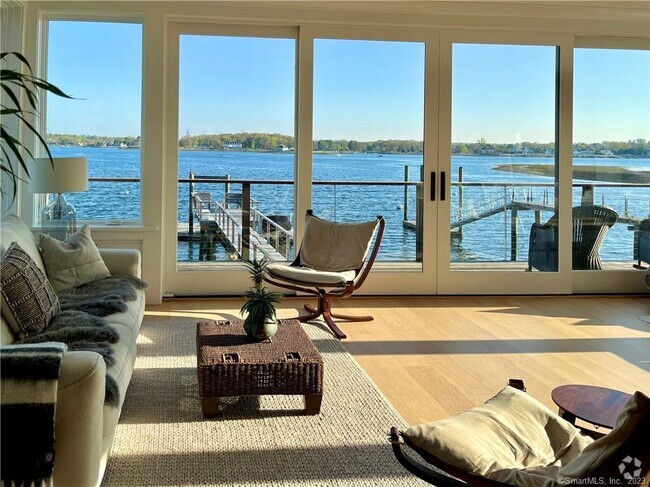 Building Photo - 129 Harbor Rd Rental