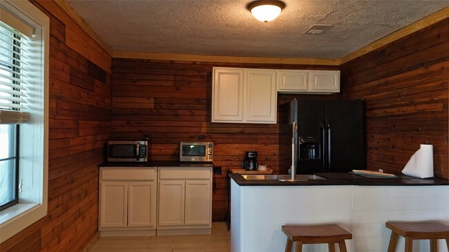 Photo - 393 Mason Loop