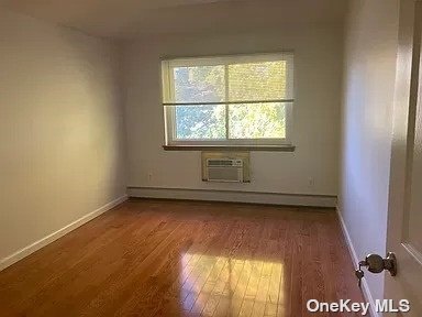 Photo - 211-23 46th Ave