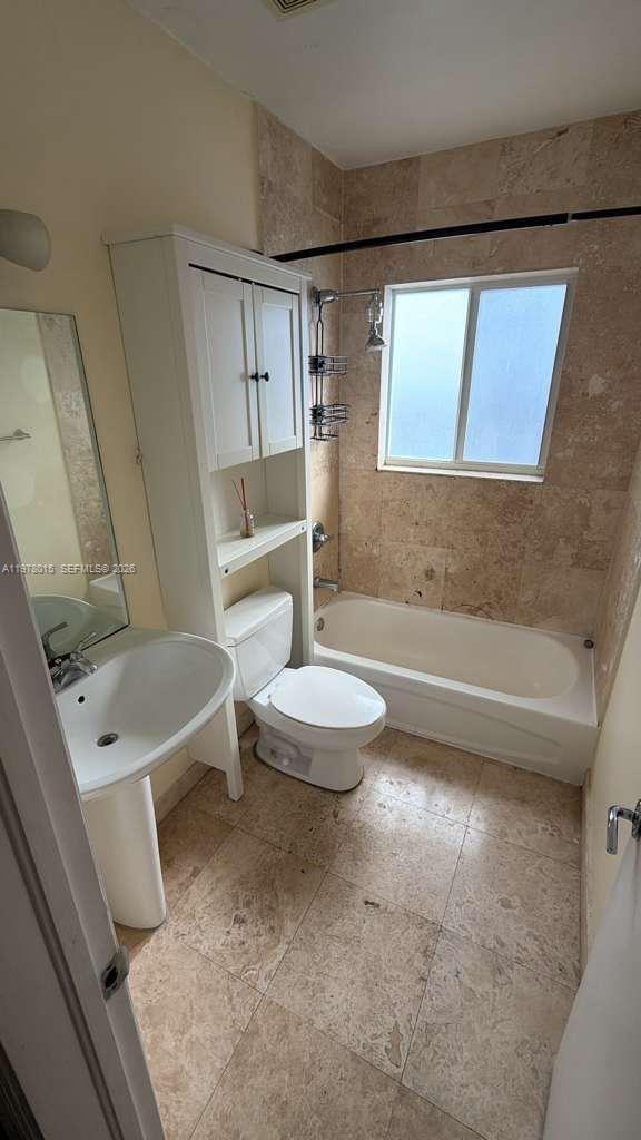 Photo - 10101 W Bay Harbor Dr Unit 9