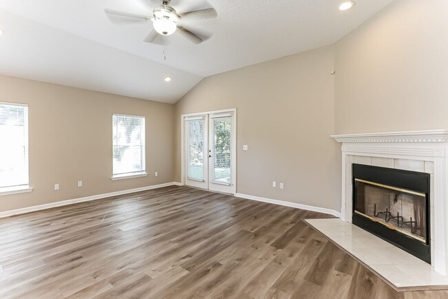 Photo - 5060 Cape Elizabeth Ct W
