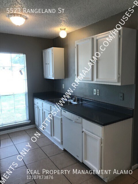 Photo - 5523 Rangeland St