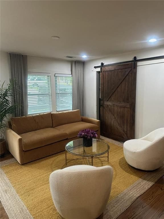 Photo - 2434 Rockcliff Rd SE