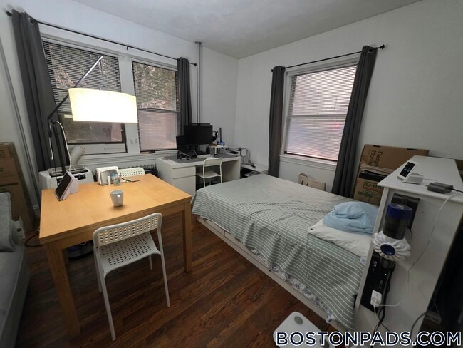 Photo - 82 Jersey St Unit 1