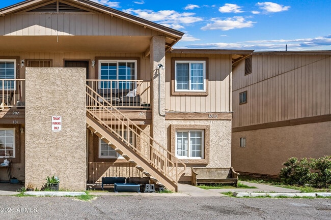 Photo - 1815 N Spring Unit Apt 102