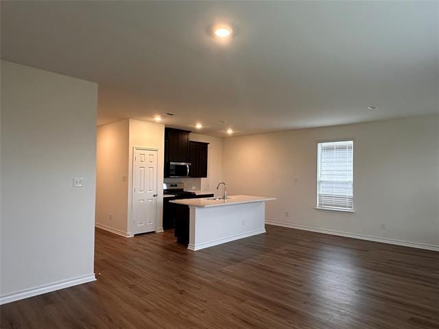Photo - 663 Saxony Dr