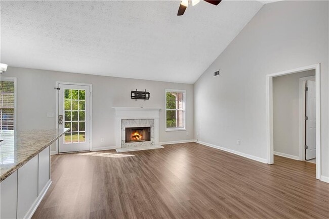 Photo - 250 Chardonnay Trace