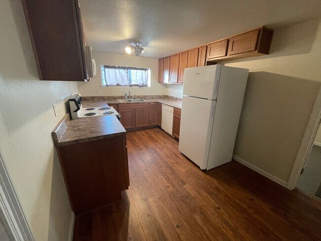 Photo - 2361 Hayes Ave