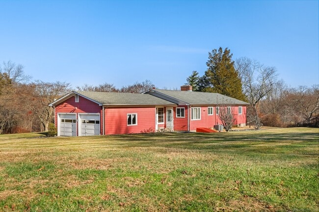 Photo - 67 Barclay Dr