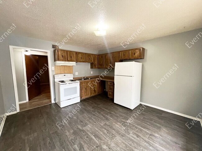 Photo - 12005 Geyer Springs Rd