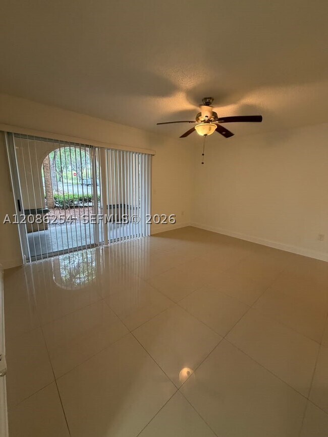2451 Centergate Dr Unit 101