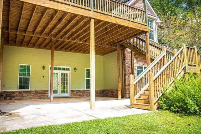 Photo - 168 Hamlin Rd