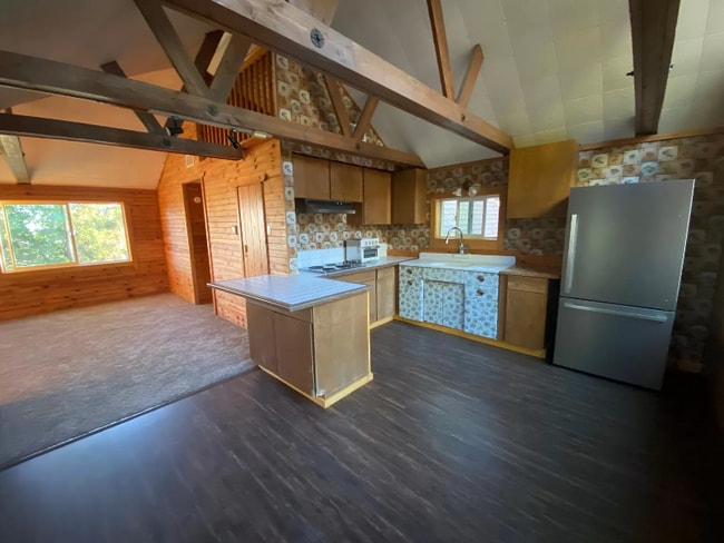 Photo - 54374 Valley-View Unit Upstairs