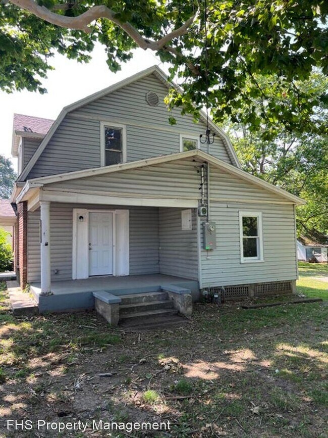 Photo - 4 br, 2 bath House - 1607 W Nichols