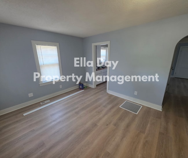 Photo - 1002 S Topeka St