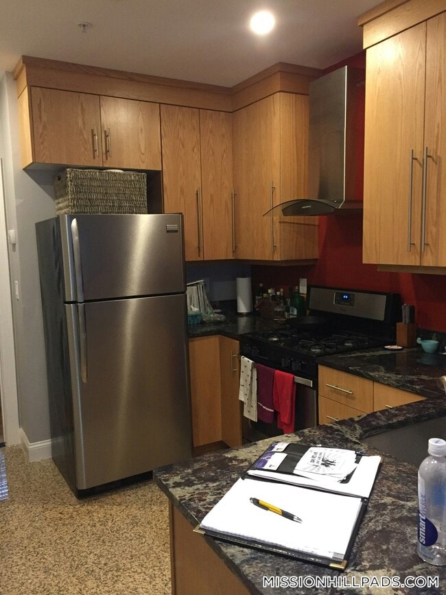 Photo - 8 Bard Ave Unit 2