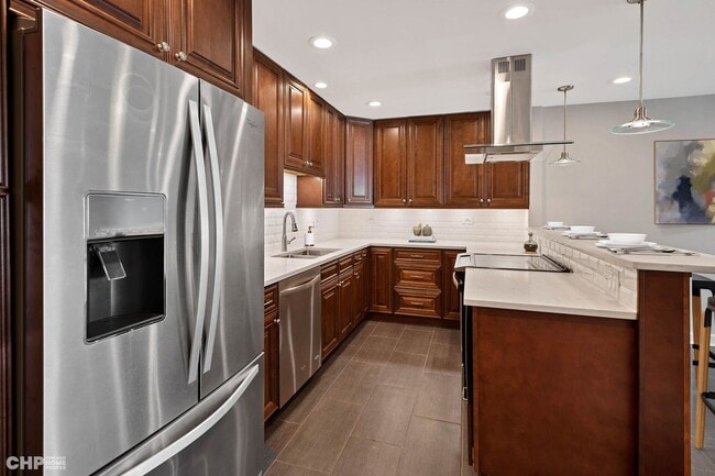 Photo - 201 Thames Pkwy Unit 2F