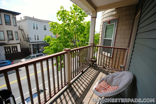 Photo - 1085 Dorchester Ave Unidad 2