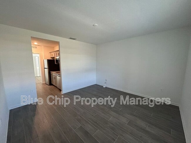 Photo - 2545 Runners Cir