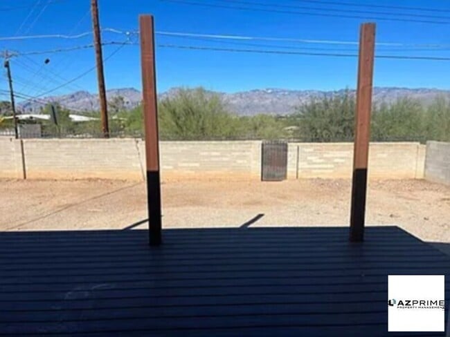 Photo - E Calle Managua