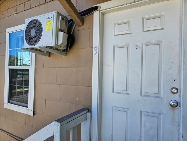 Photo - 5008 Ave S Unit 3