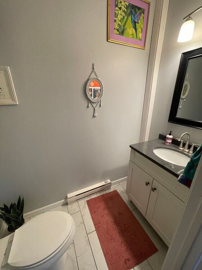 Photo - 2317 W 9th St Unit 3 (Upper)