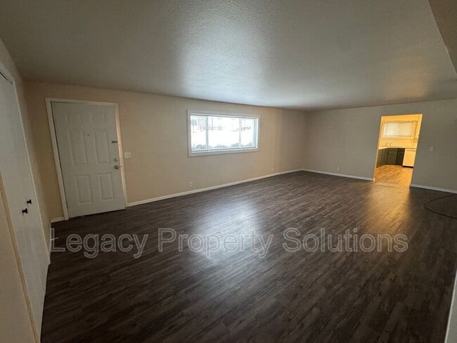 Photo - 1111 N 18th St