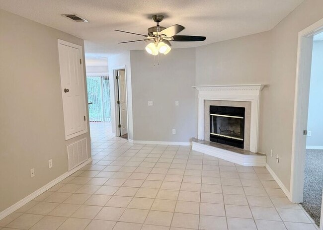 10608 Wilderness Ln