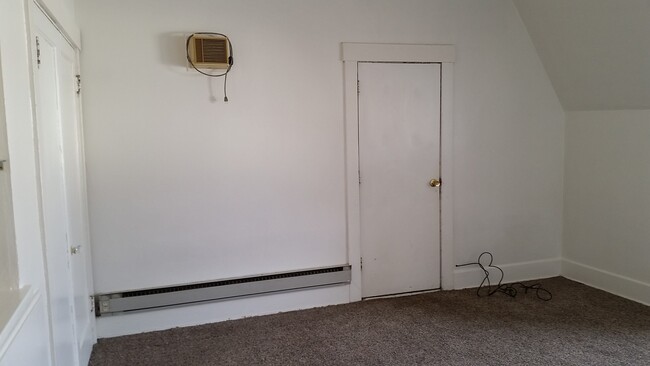 Photo - 310 6th St Unit 4