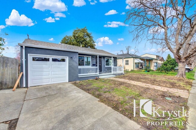 Photo - 1007 Maple Ave