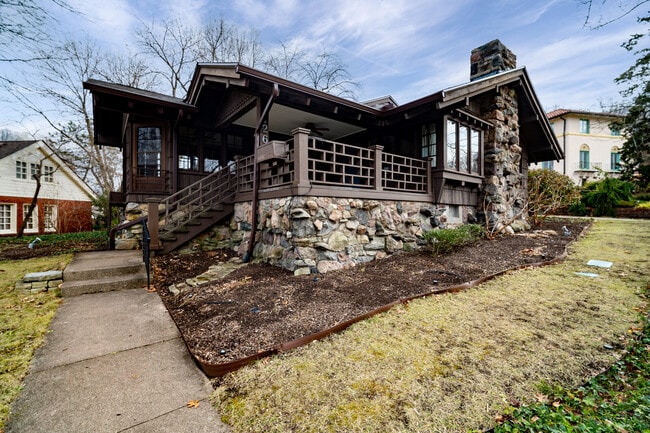 Photo - 126 Mahrt Ave