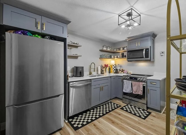 Photo - 2900 1st Ave S Unidad A