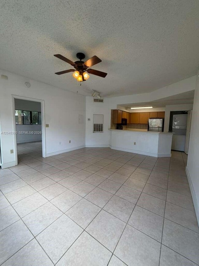 Photo - 2550 SW 18th Terrace Unidad 2201