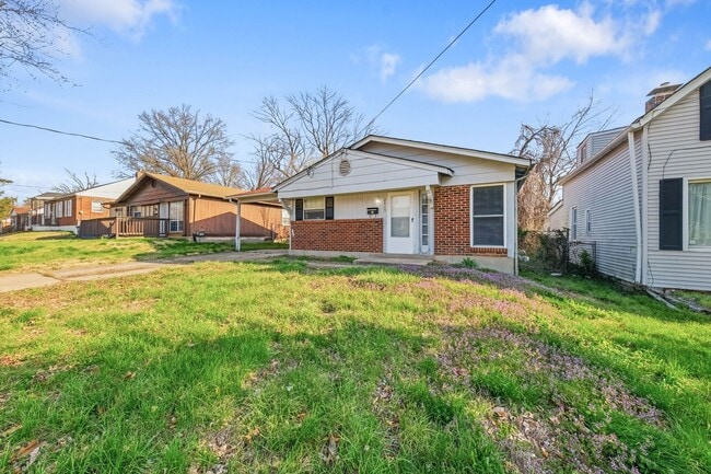 2415 Shirley Ave