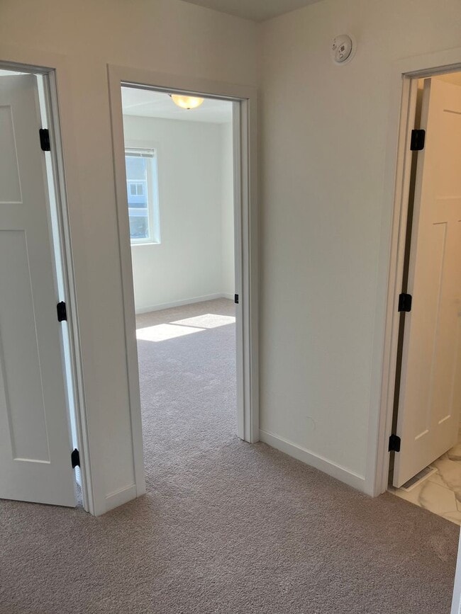 Photo - 3 Bed 3 Bath Twin Home