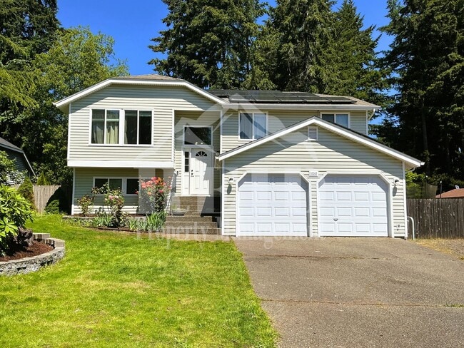 Building Photo - SILVERDALE - 4BED 3 BATH HOME HEART OF SILVERDALE