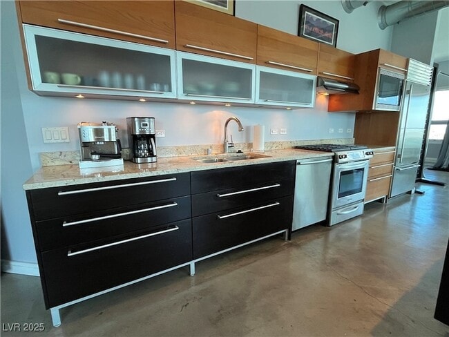 Photo - 200 Hoover Ave Unidad 2009