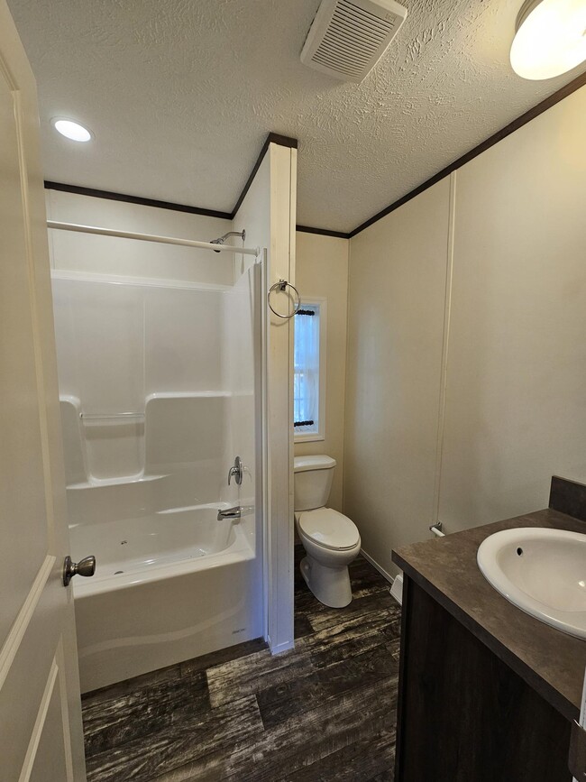 Photo - 17 Mapledale Acres