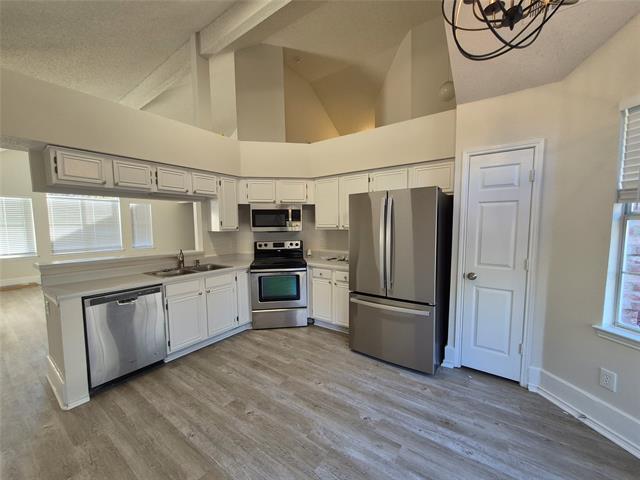 Photo - 2305 Rockhill Rd