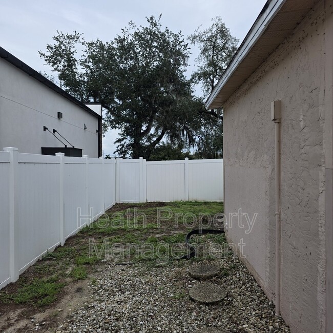 Photo - 1050 Indiana Ave Unidad A