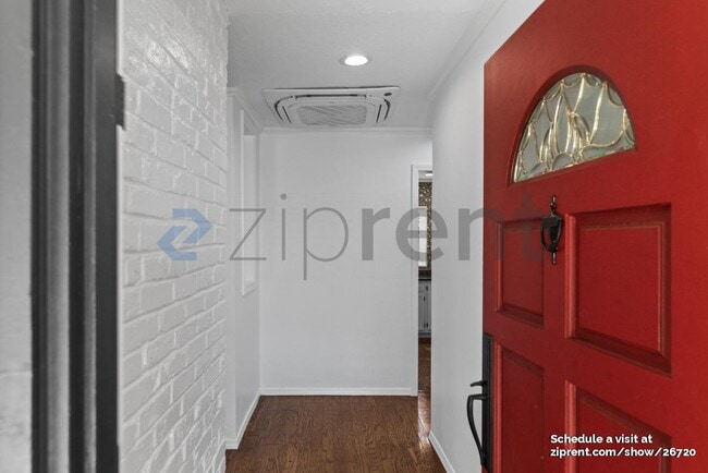 Photo - Unit